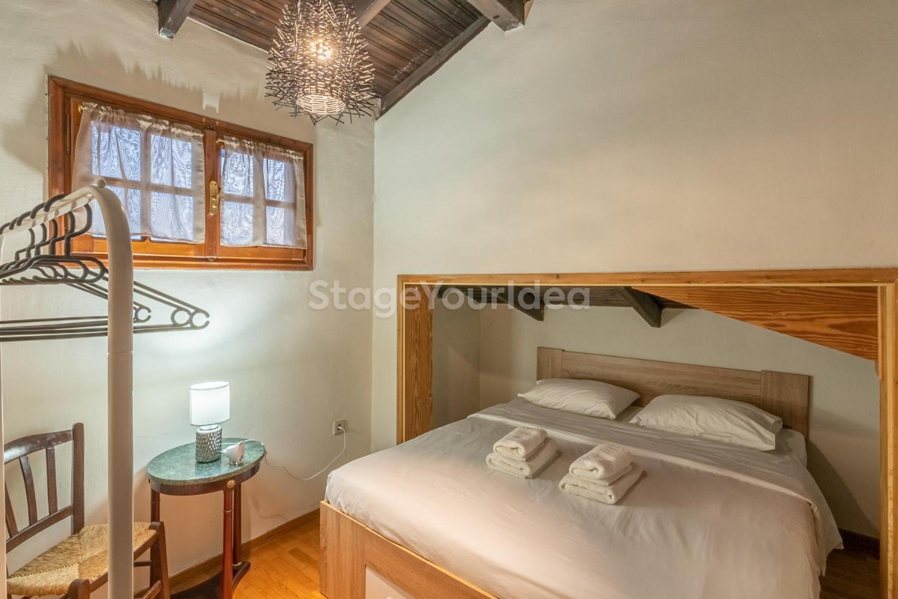 τraditional Fully Detached On A Luxurious Hillock Of With Its Own Garden Also For Family & Wedding Gatherings For 10 To 25 People Only 15 Minutes From Airport Villa Thessaloniki